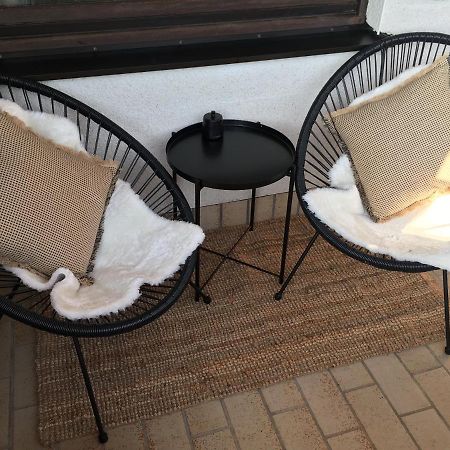 Modernes Apartment Mit Traumhaftem Blick Ins Gruene Bräunlingen Esterno foto